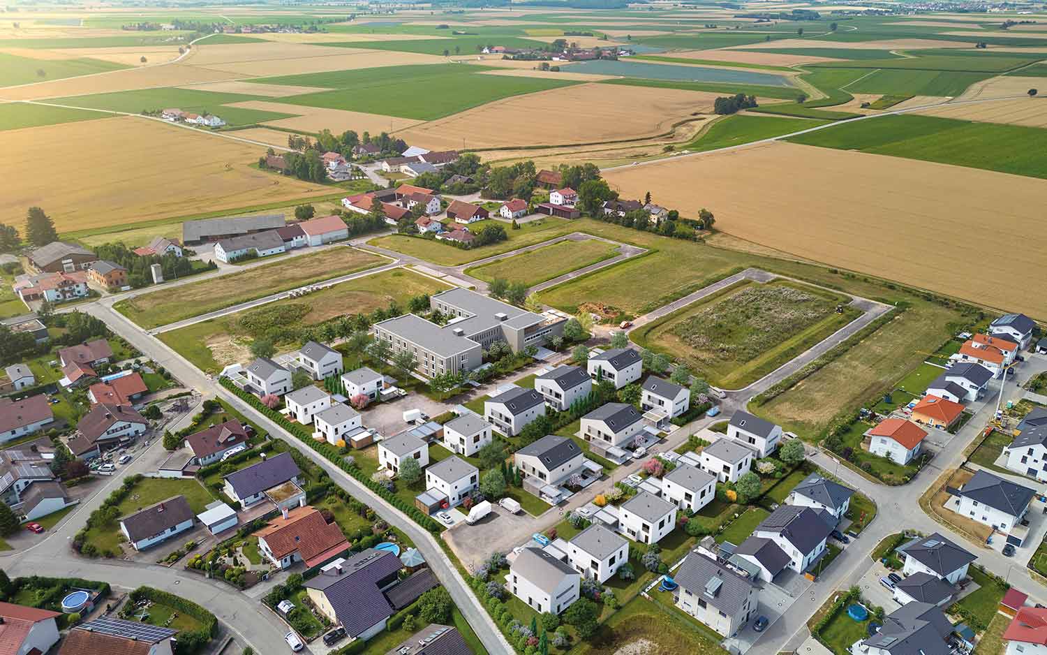 Grundstücke und Häuser in Straßkirchen im Landkreis Straubing-Bogen